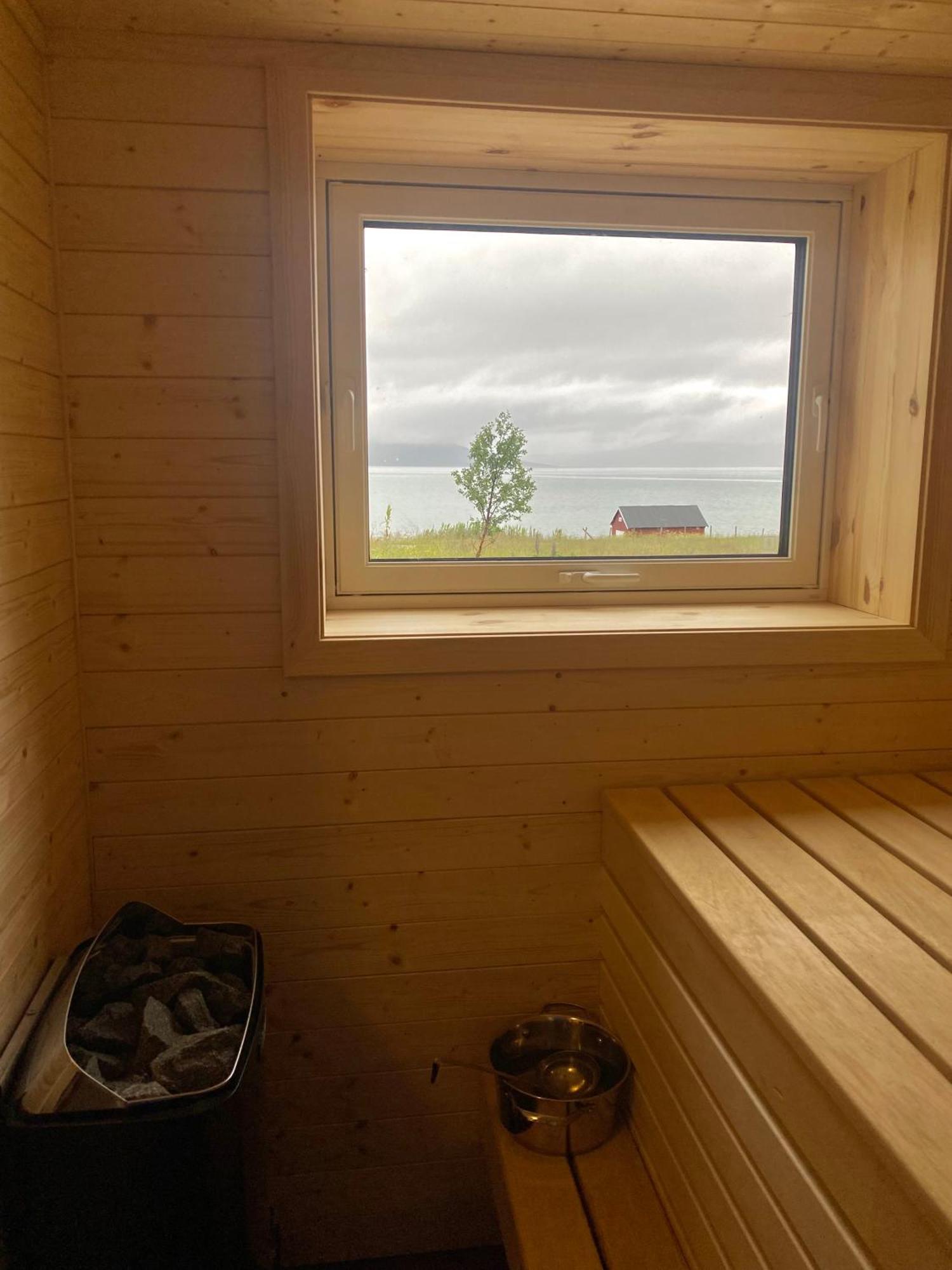 Unique And Charming Holiday Home With Fantastic Sea Views Tromsø Eksteriør bilde